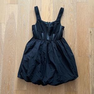 Elegant Black Sleeveless Dress party balloon mini